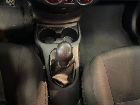 2016 Nissan Versa 1.6 S Plus