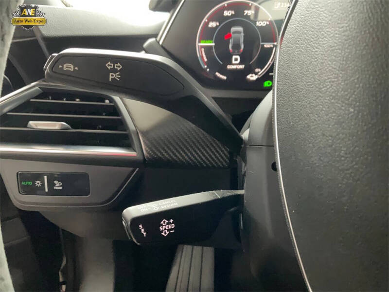 2022 Audi e-tron GT quattro Premium Plus