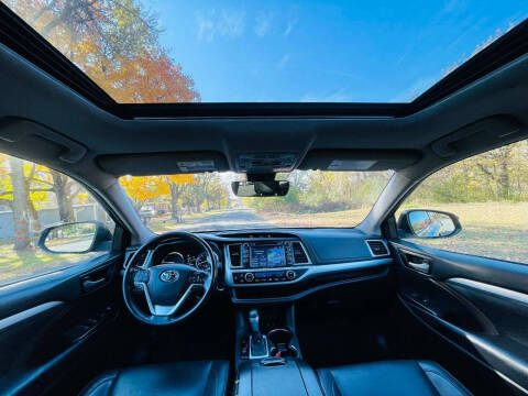 2017 Toyota Highlander XLE