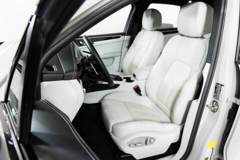 2022 Porsche Macan S