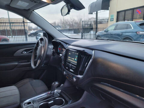 2018 Chevrolet Traverse LS