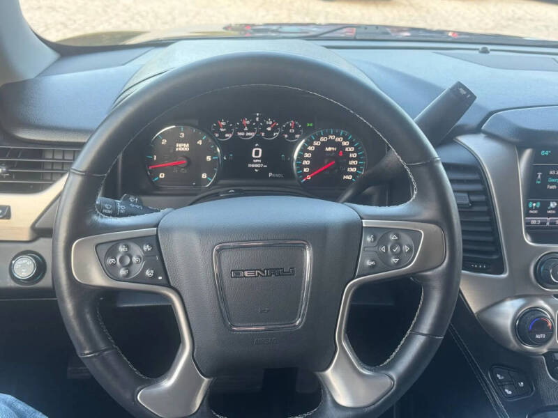 2017 GMC Yukon Denali