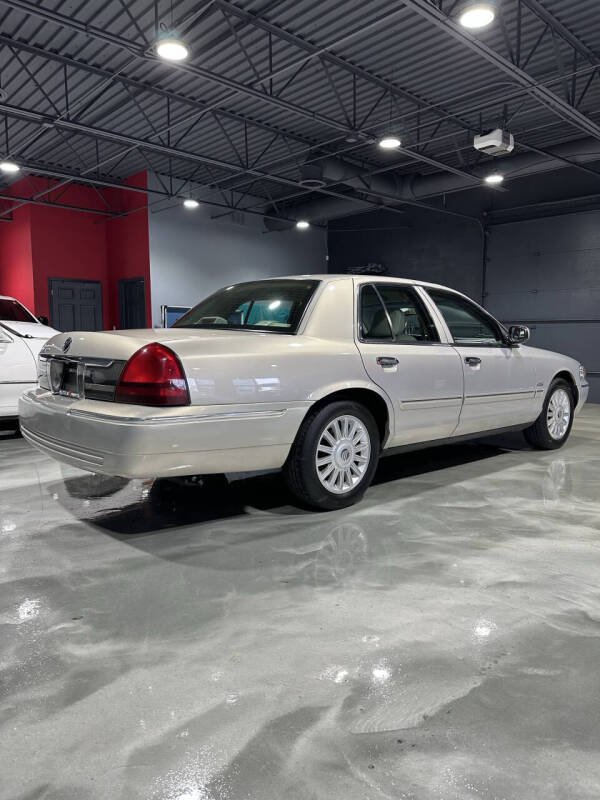 2009 Mercury Grand Marquis LS