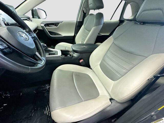 2019 Toyota RAV4 Limited