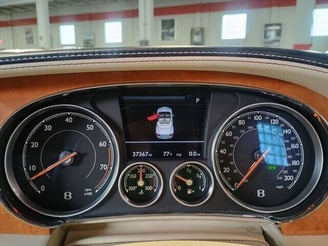 2016 Bentley Continental 51