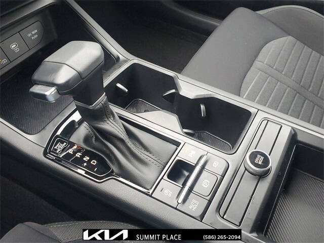 2025 Kia K5 LXS