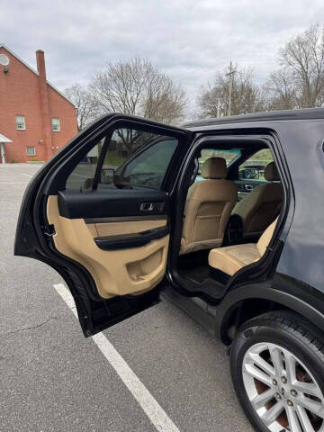 2016 Ford Explorer