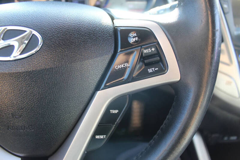 2012 Hyundai Veloster