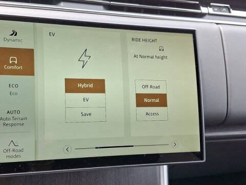 2025 Land Rover Range Rover P550e SE