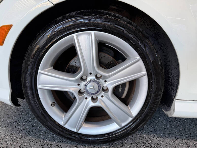 2011 Mercedes-Benz C-Class C 300 Sport