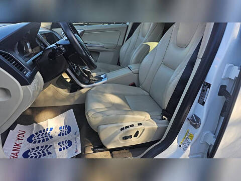 2015 Volvo XC60 T5 Drive-E Platinum