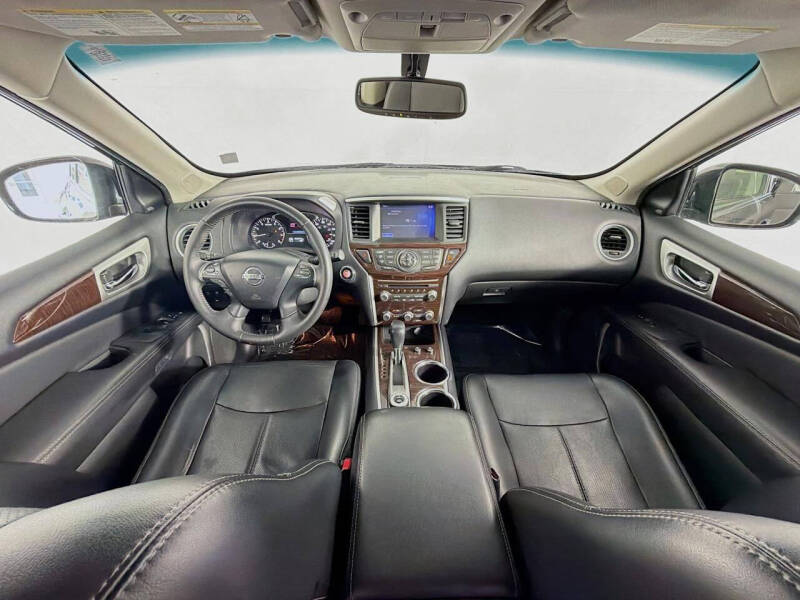 2015 Nissan Pathfinder Platinum