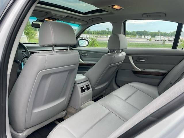 2011 BMW 3 Series 328i