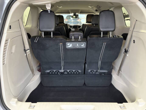 2021 Chrysler Voyager LXi