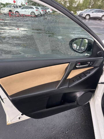 2013 Mazda MAZDA3 i Touring