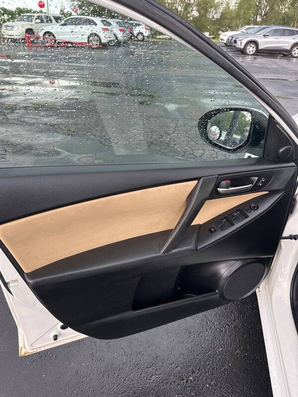 2013 Mazda MAZDA3 i Touring