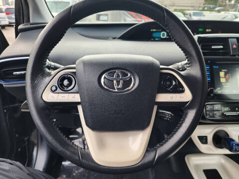 2016 Toyota Prius Three