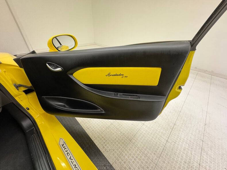 2020 Lamborghini Aventador