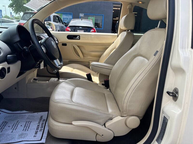 2009 Volkswagen New Beetle