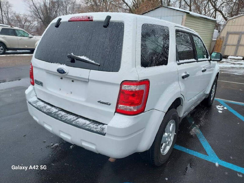 2009 Ford Escape XLS