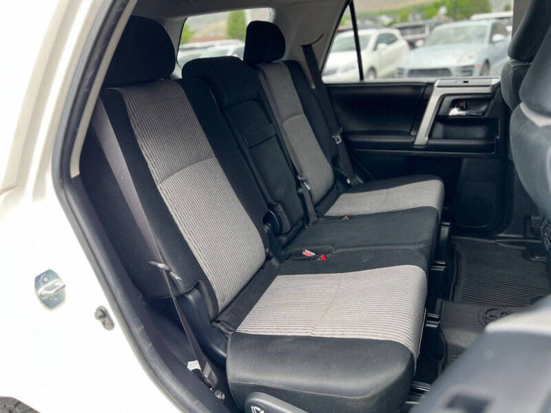2017 Toyota 4Runner SR5