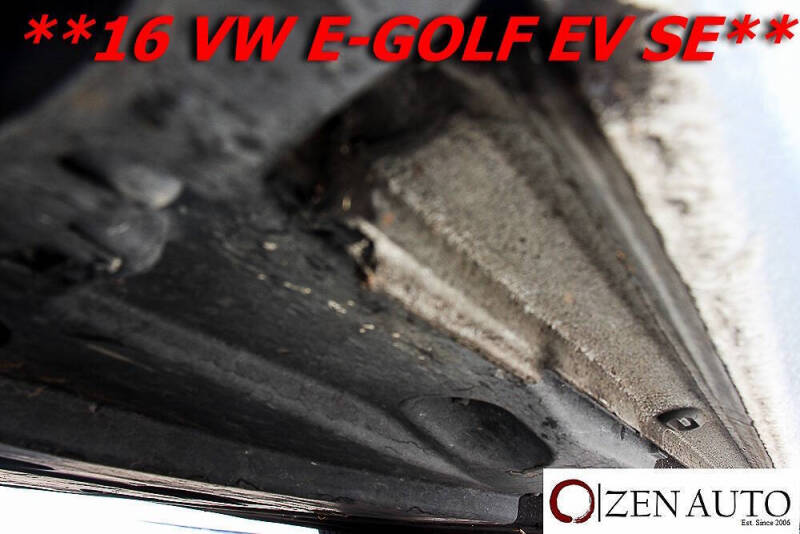 2016 Volkswagen e-Golf SE