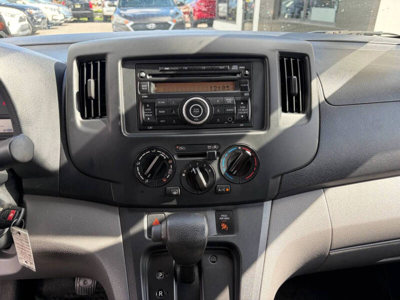 2017 Chevrolet City Express LT
