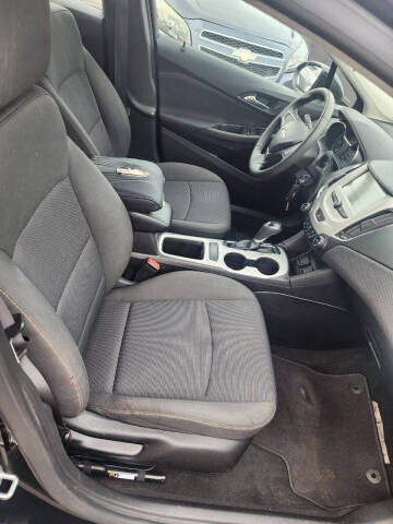 2017 Chevrolet Cruze LS Auto