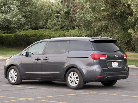 2017 Kia Sedona LX