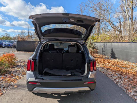 2022 Kia Sorento X-Line EX