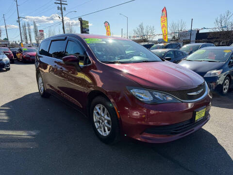 2018 Chrysler Pacifica LX