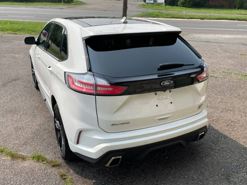 2020 Ford Edge ST