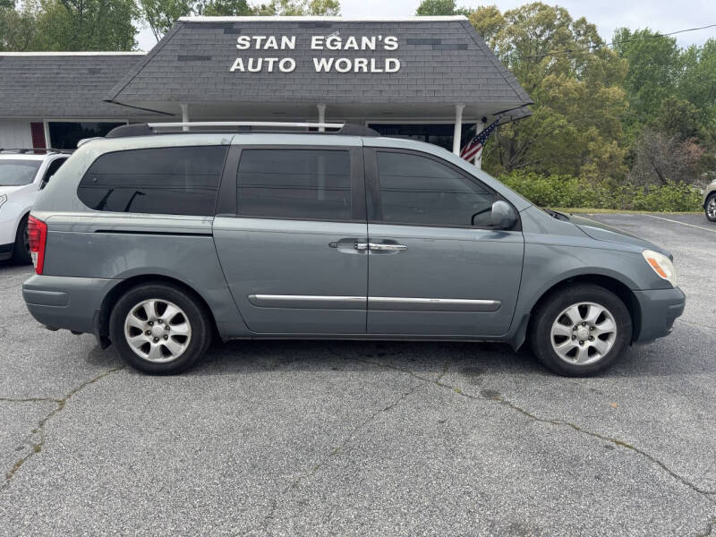 2008 Hyundai Entourage GLS