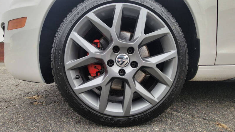 2013 Volkswagen GTI Autobahn PZEV