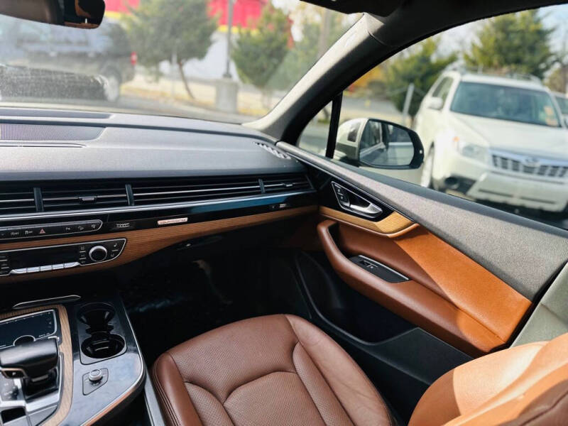 2017 Audi Q7 3.0T quattro Premium Plus