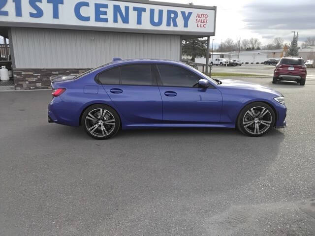 2022 BMW 3 Series 330i