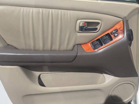 2003 Lexus RX 300