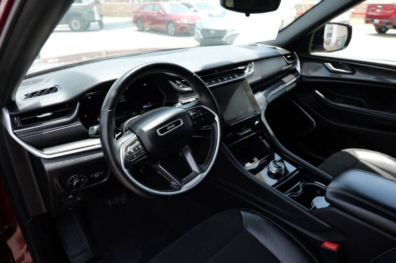 2022 Jeep Grand Cherokee L Altitude