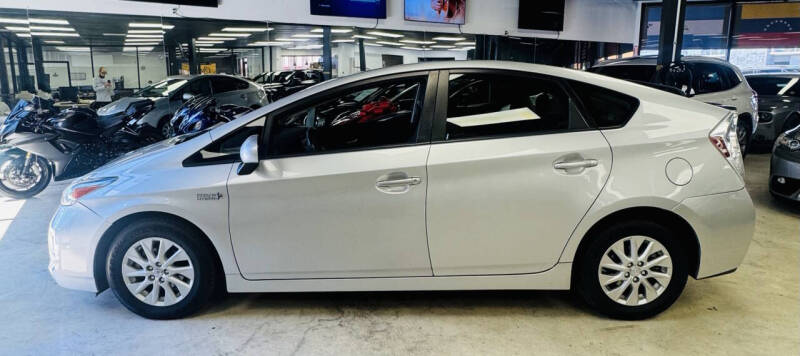 2014 Toyota Prius Plug-in Hybrid