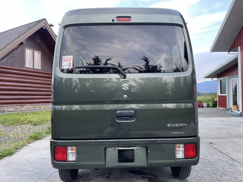 2022 Suzuki Every Van