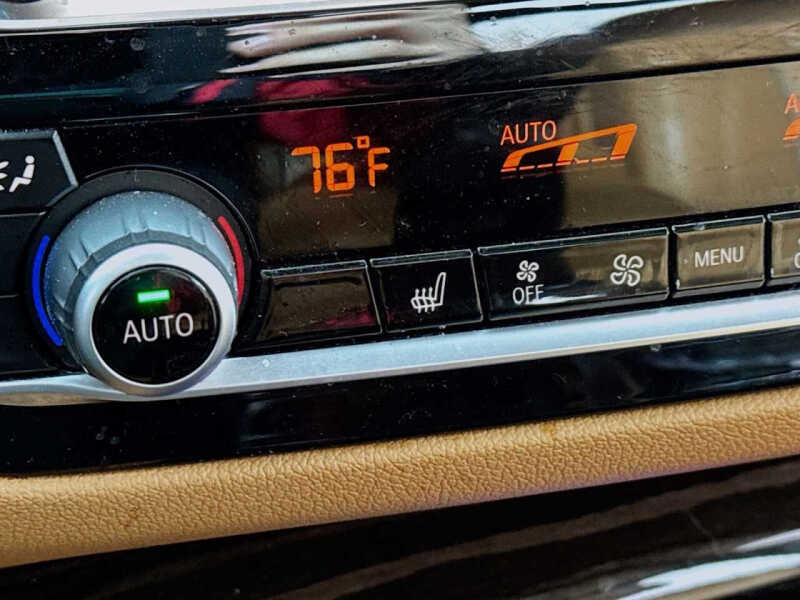 2022 BMW 5 Series M550i xDrive