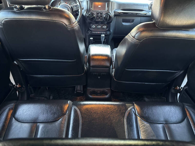 2015 Jeep Wrangler Unlimited Altitude