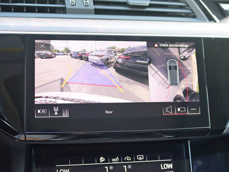 2019 Audi e-tron quattro Premium Plus