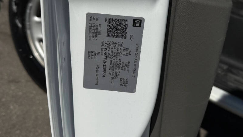 2023 GMC Savana 2500