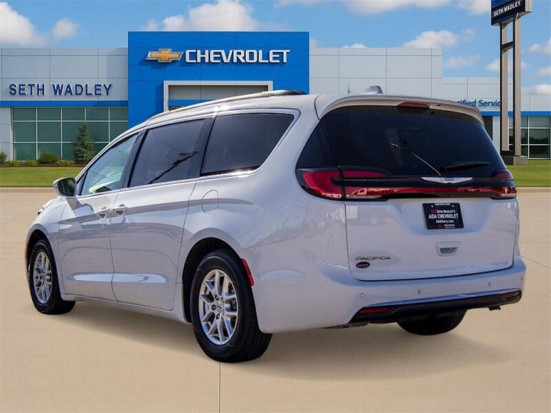 2022 Chrysler Pacifica Touring L