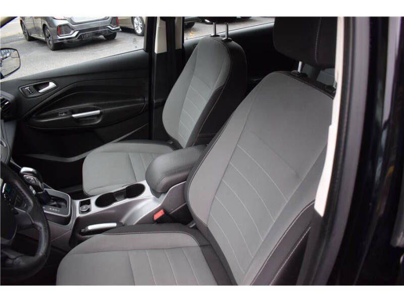 2016 Ford C-MAX Hybrid SE