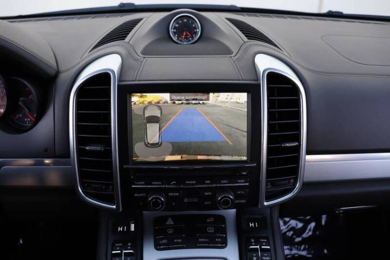 2015 Porsche Cayenne Turbo