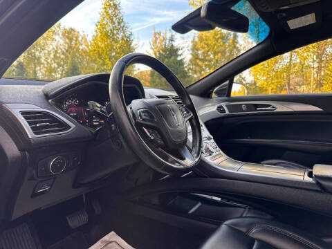 2020 Lincoln MKZ Standard