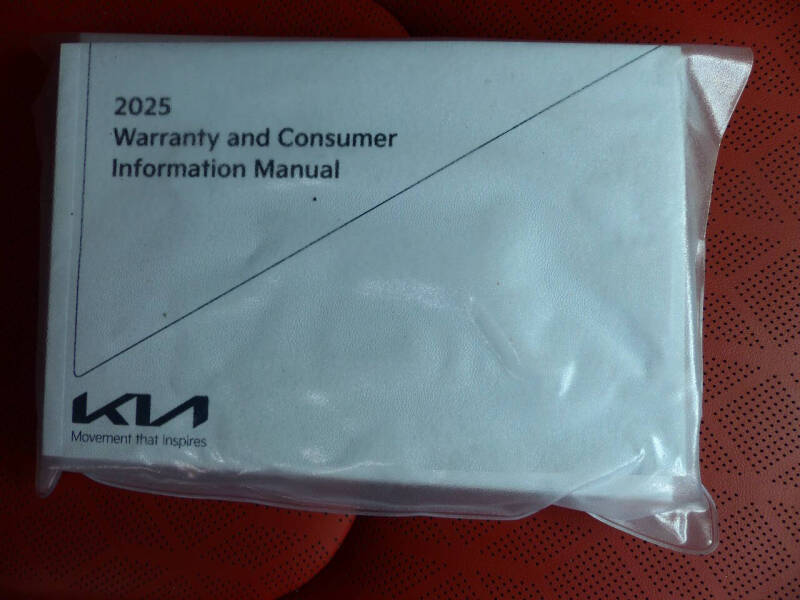 2025 Kia Carnival EX