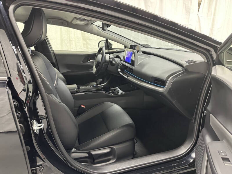 2025 Toyota Prius XLE